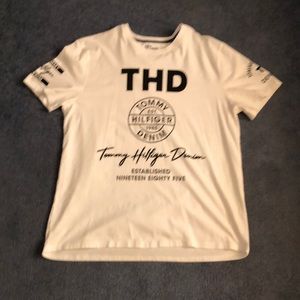Tommy Hilfiger Denim tee size Large for men. Lightly worn practically New!